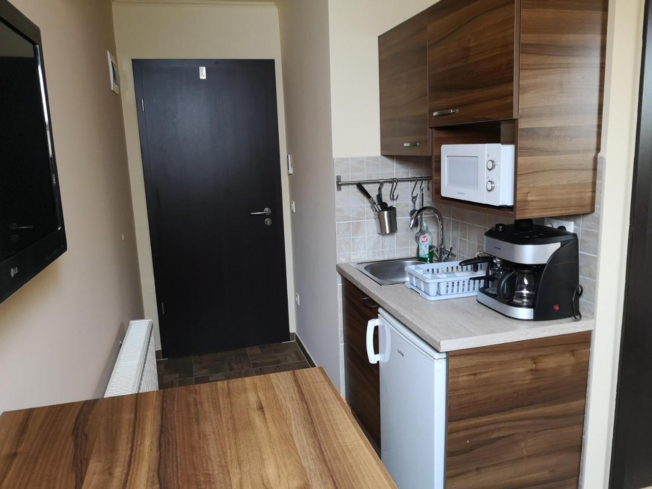 Borostyan Panzio Balatonfuered Bed & Breakfast Exterior foto