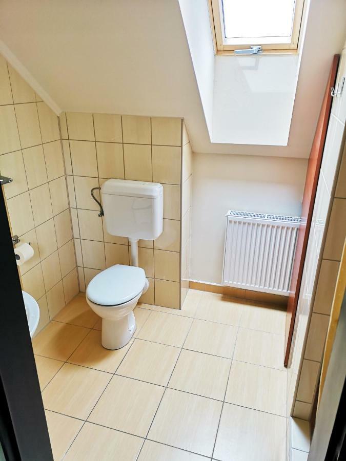 Borostyan Panzio Balatonfuered Bed & Breakfast Exterior foto